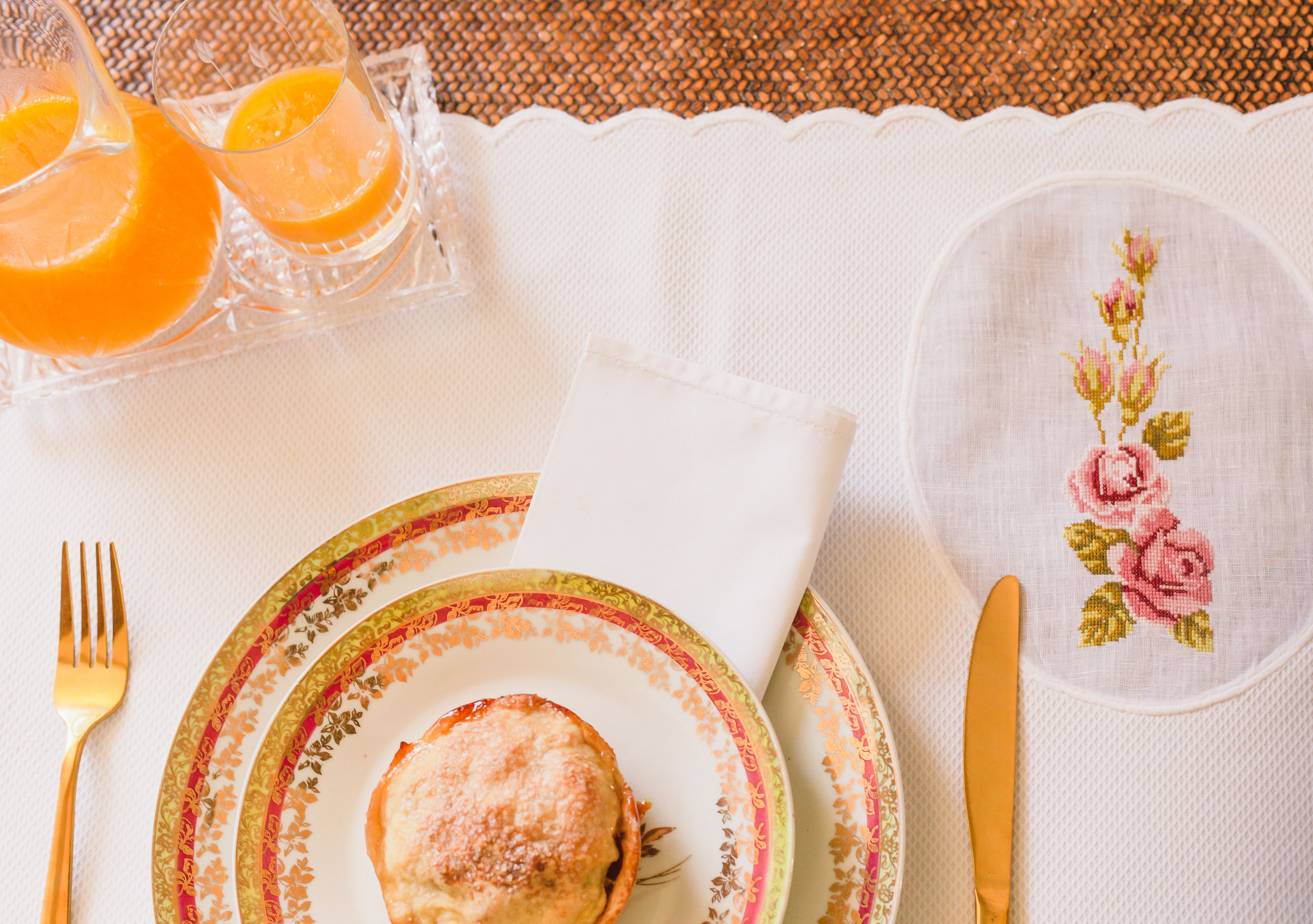 Delicate Smooth Skin-Friendly Tableware